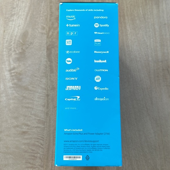 Amazon Alexa Echo Plus 1st Gen - Picture 3 of 4